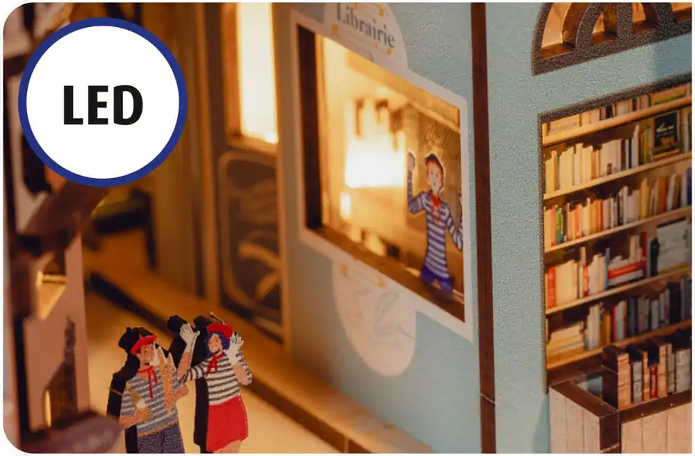 Paris Tiny Adventures Buch-Nische Mini Diorama 23 cm Produktfoto