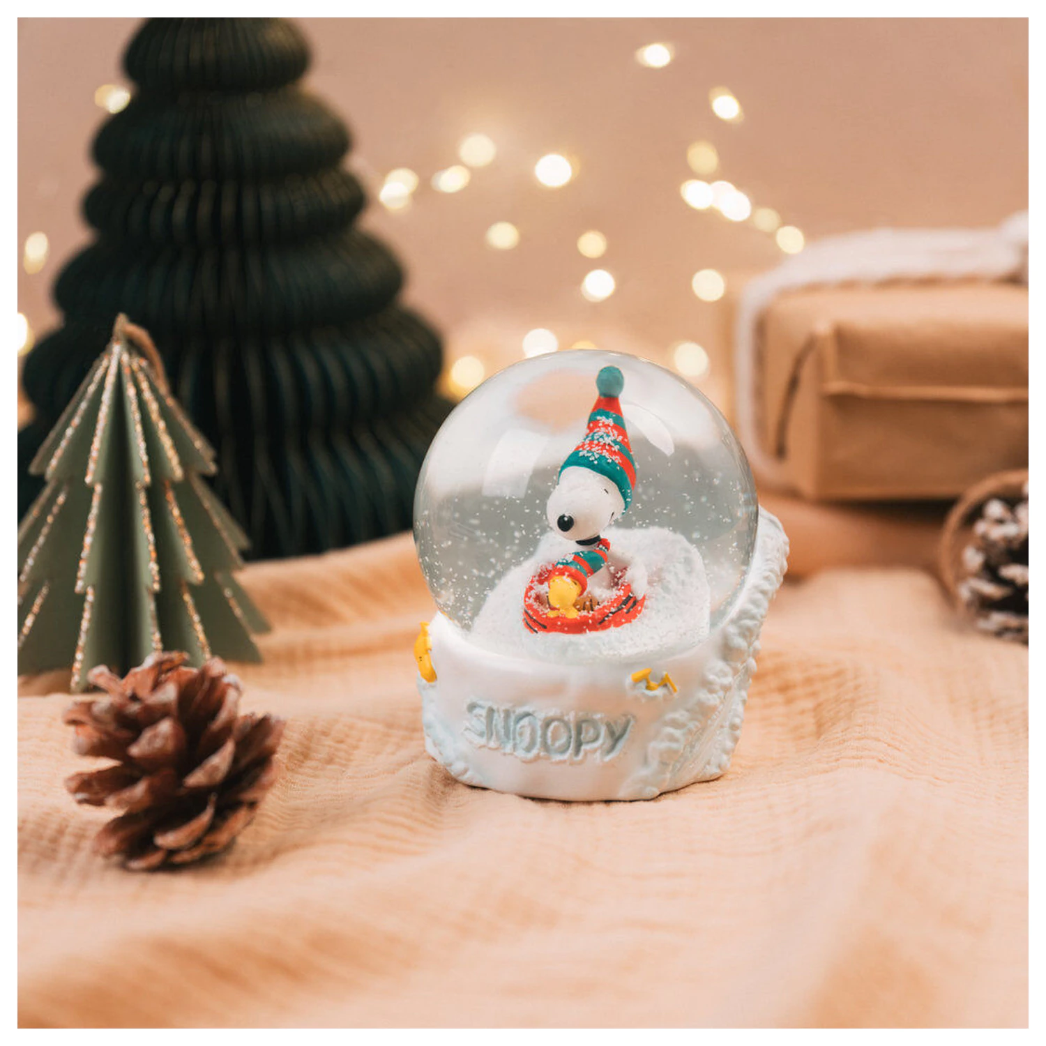 Peanuts Snoopy Schneeball Produktfoto