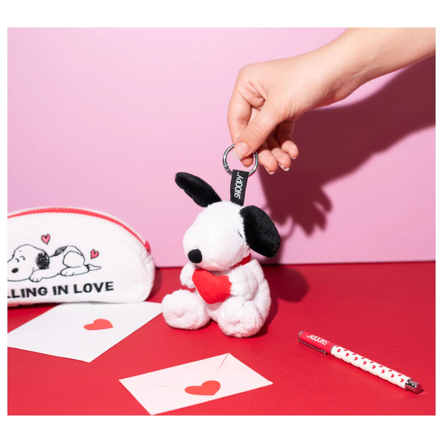 Peanuts Snoopy Plüsch Schlüsselanhänger Produktfoto