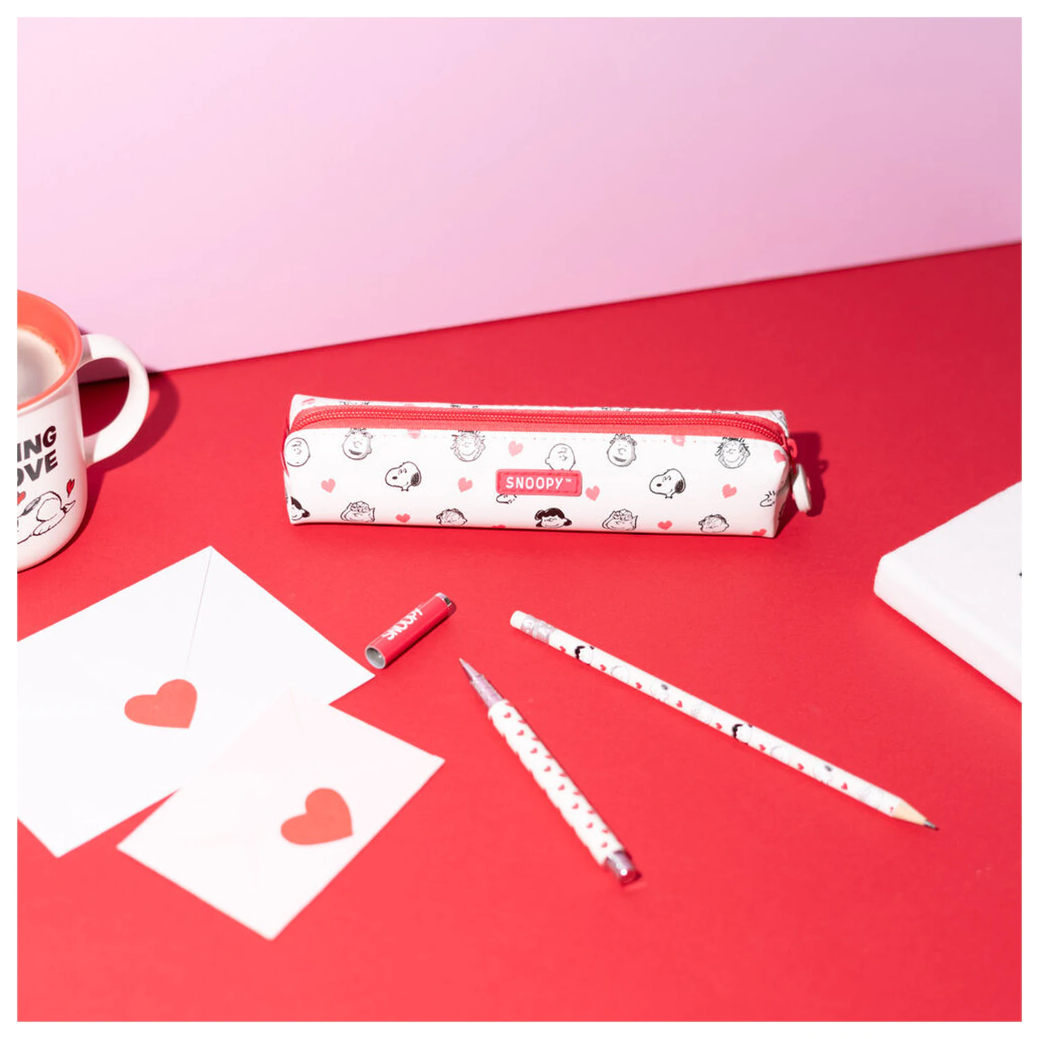 Peanuts Snoopy Federmappe + Kugelschreiber und Bleistift Produktfoto