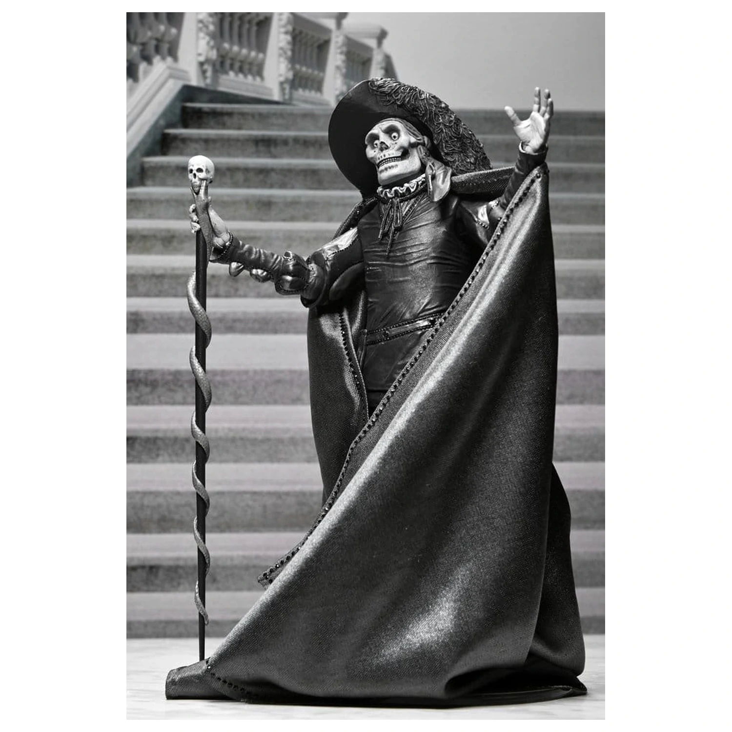 Phantom of the Opera (1925) Ultimate Actionfigur Masque of the Red Death (B&W) 18 cm Produktfoto