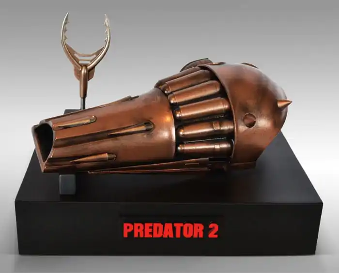Predator 2 Modell Lebensgroße Nachbildung Netzgewehr und Speergewehr Geschoss 28 cm Produktfoto