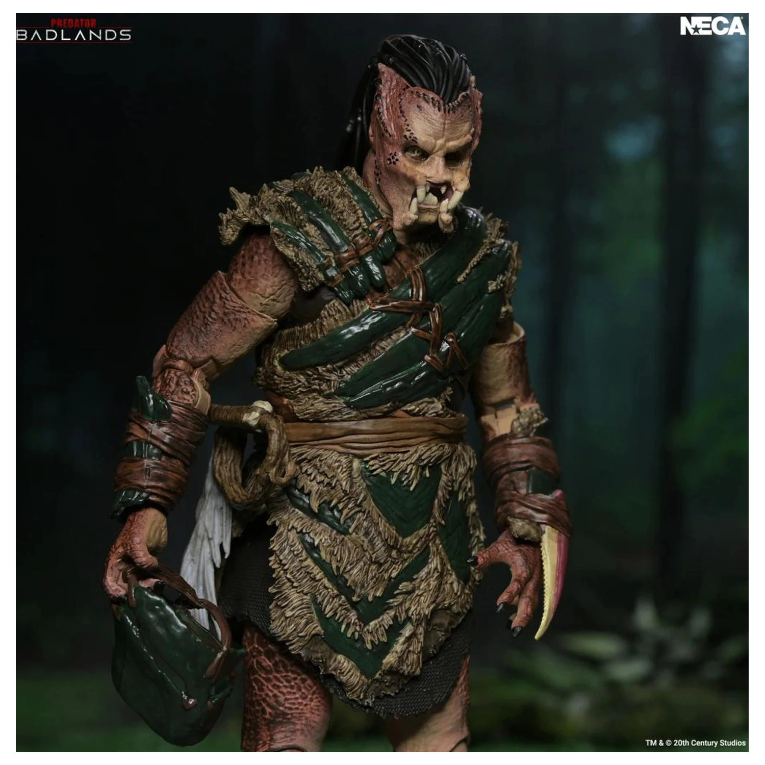 Predator: Badlands Dek "Bone Bison Armor" Ultimate Figur 17 cm Produktfoto