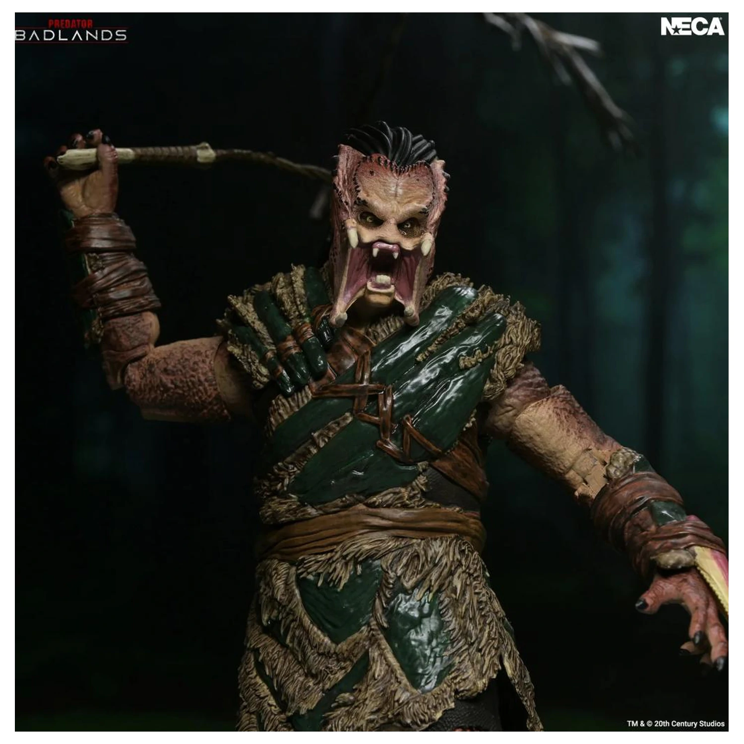 Predator: Badlands Dek "Bone Bison Armor" Ultimate Figur 17 cm Produktfoto