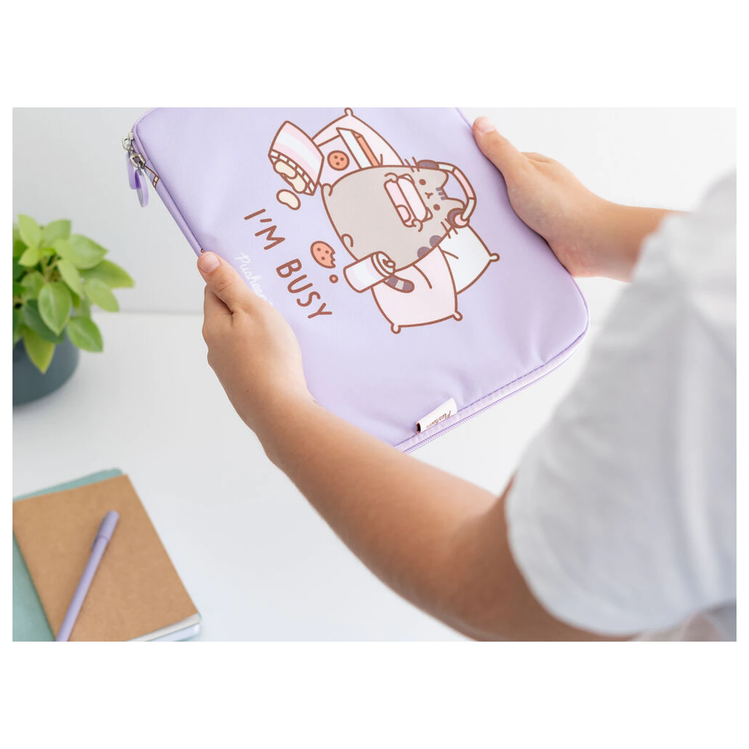Pusheen Moments Tablet-Hülle Produktfoto