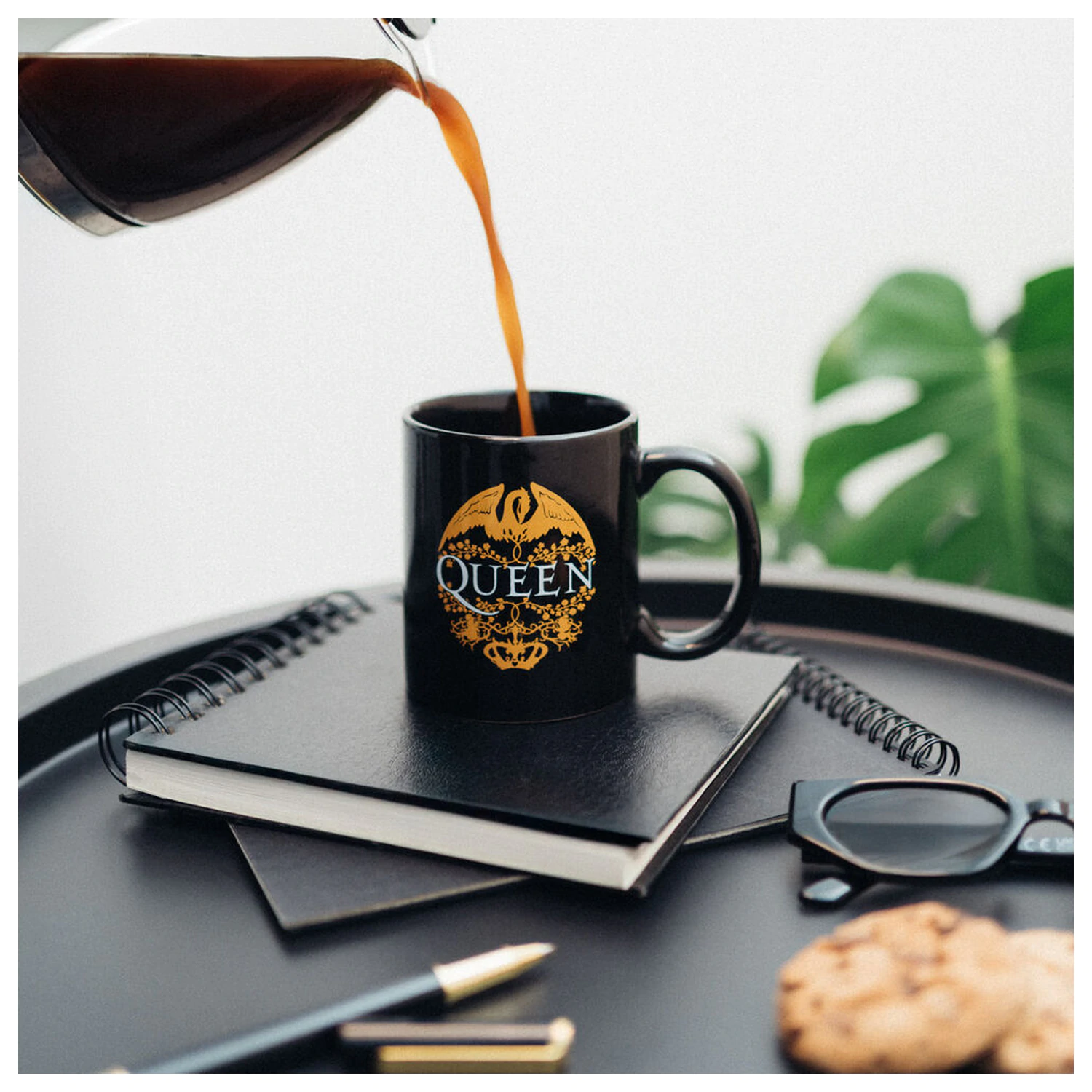 Queen Tasse 350ml Produktfoto