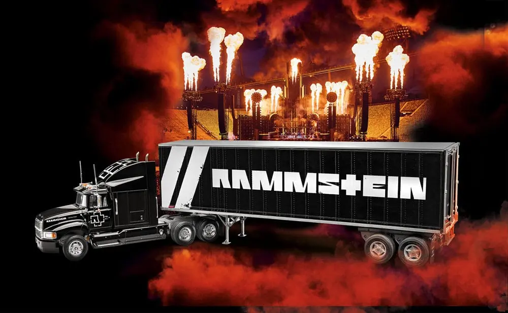Rammstein Modellbausatz Geschenkset Tour Truck Rammstein Produktfoto