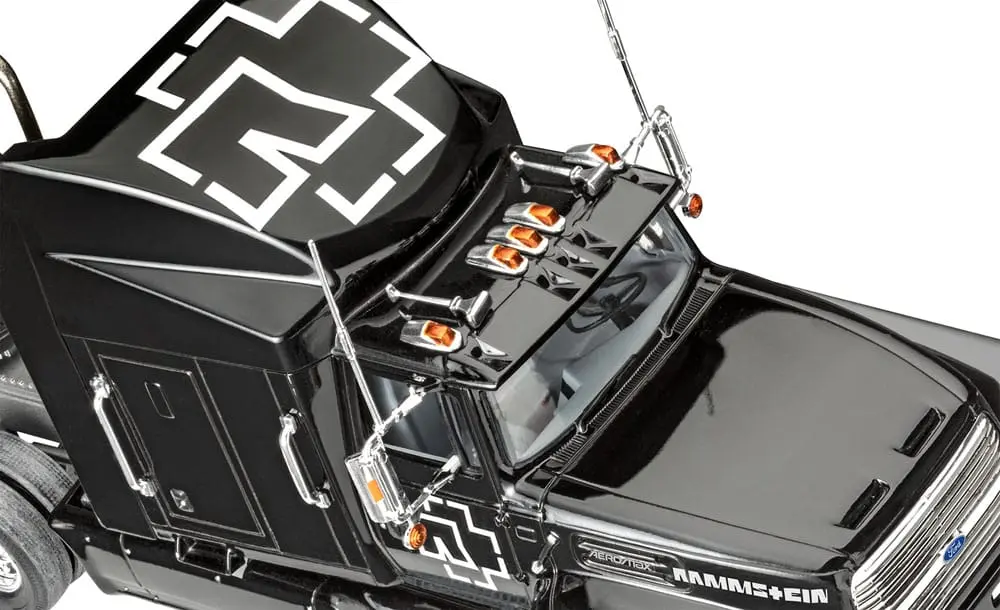 Rammstein Modellbausatz Geschenkset Tour Truck Rammstein Produktfoto