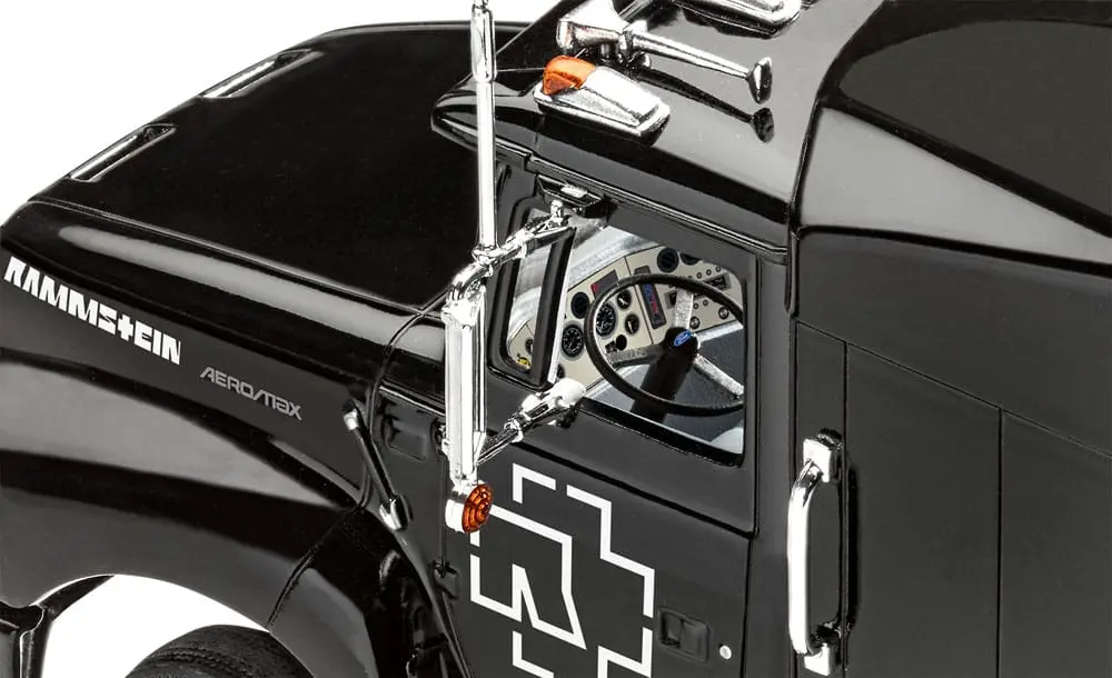 Rammstein Modellbausatz Geschenkset Tour Truck Rammstein Produktfoto