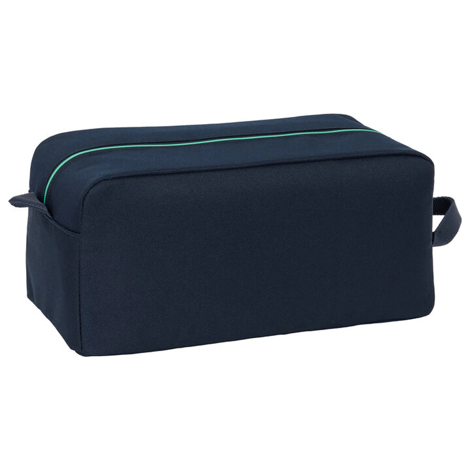 Real Madrid 2 Ausrüstung 25/26 Schuhe Tasche Produktfoto