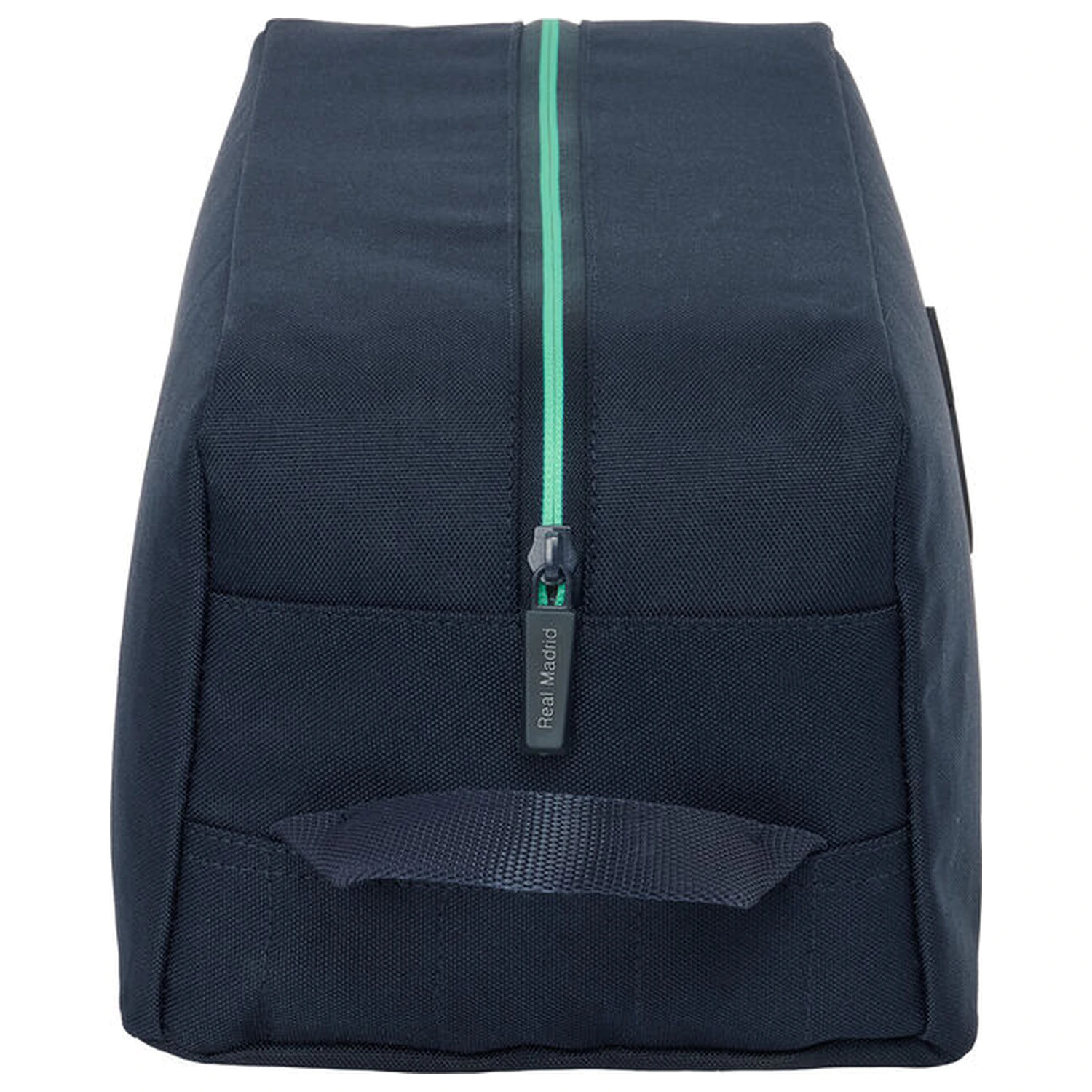 Real Madrid 2 Ausrüstung 25/26 Schuhe Tasche Produktfoto