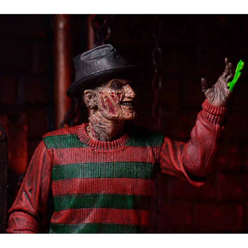Nightmare on Elm Street Actionfigur 30. Jubiläum ultimative Freddy Krueger 18 cm Produktfoto