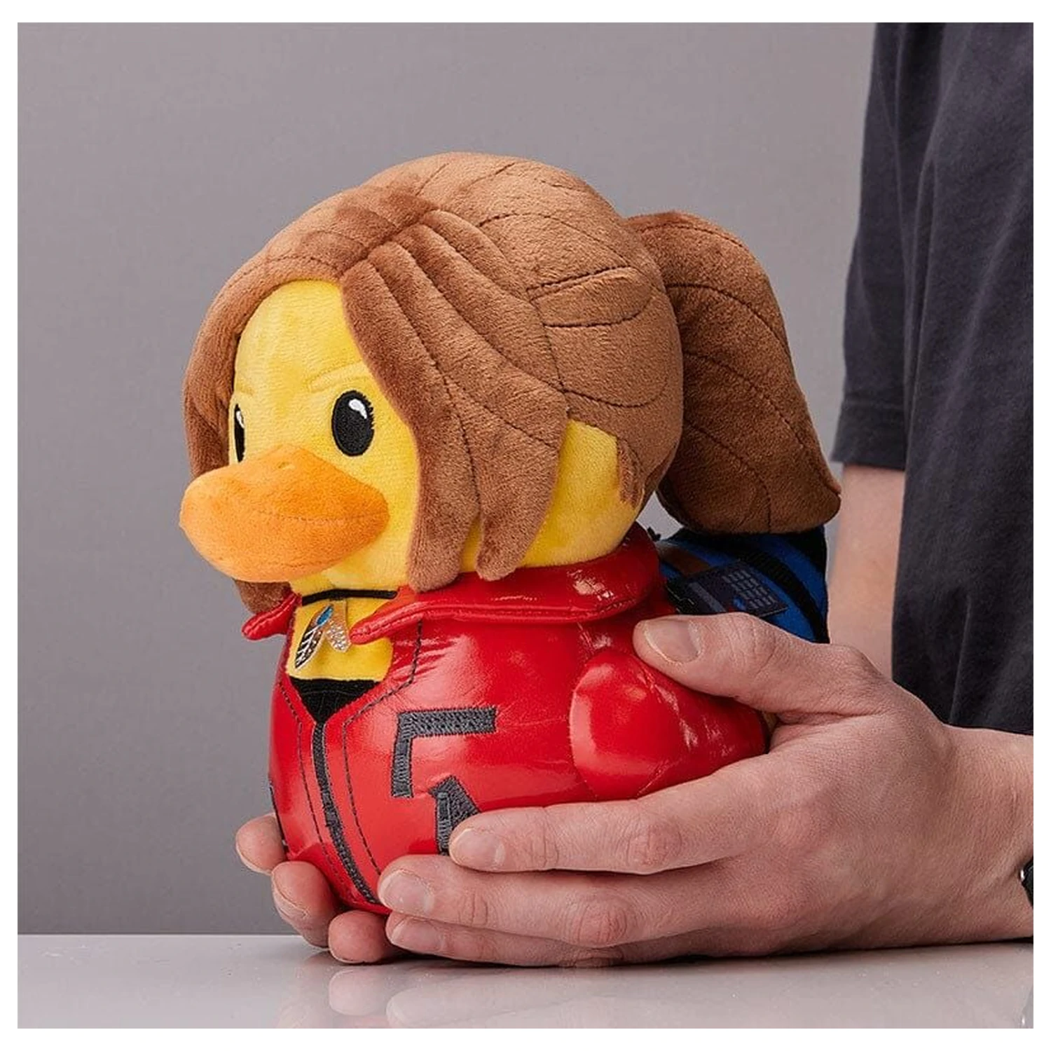 Resident Evil Claire Redfield Plüschtier 23cm Produktfoto