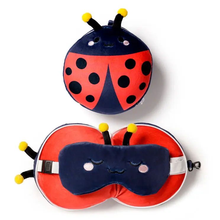Relaxeazzz Adoramals Ladybug Reisekissen und Augenbinde Produktfoto
