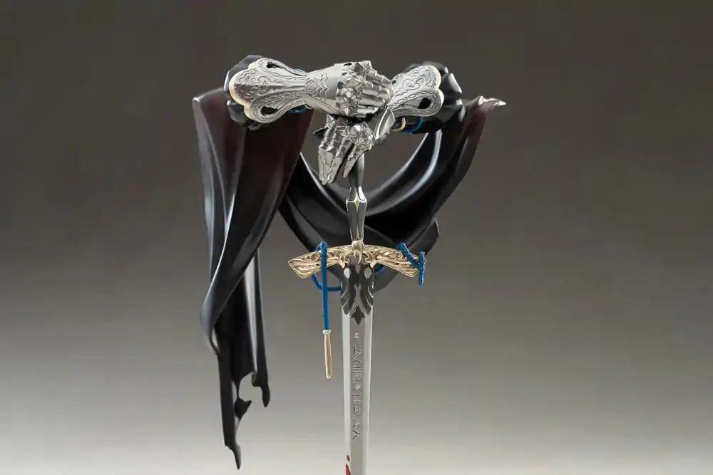 Reverse: 1999 Limepie Series PVC Statue Knight 17 cm Produktfoto