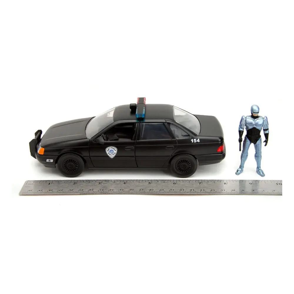 Robocop Hollywood Rides Diecast Modell 1/24 1986 Ford Taurus mit Robocop Figur Produktfoto