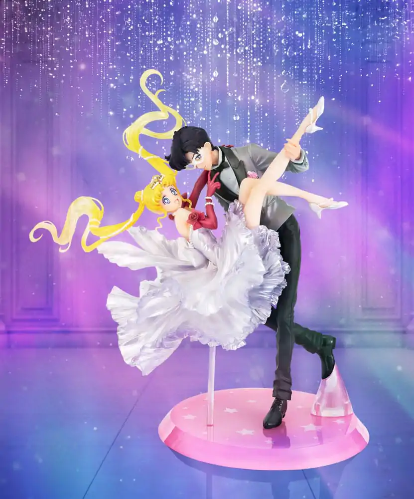 Sailor Moon FiguartsZERO Chouette PVC Statue Usagi & Tuxedo Mask Moonlight Glow Edition 24 cm Produktfoto