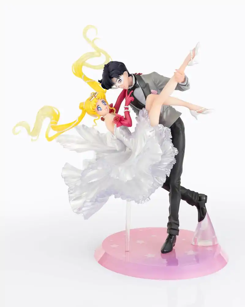 Sailor Moon FiguartsZERO Chouette PVC Statue Usagi & Tuxedo Mask Moonlight Glow Edition 24 cm Produktfoto