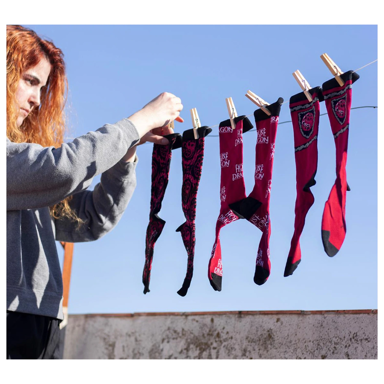 House of the Dragon Rot Erwachsenen Langsocken 40/46 Produktfoto