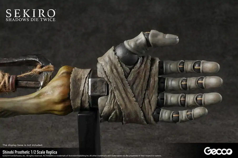 Sekiro: Shadows Die Twice Replik 1/2 Shinobi Prosthetic 32 cm termékfotó