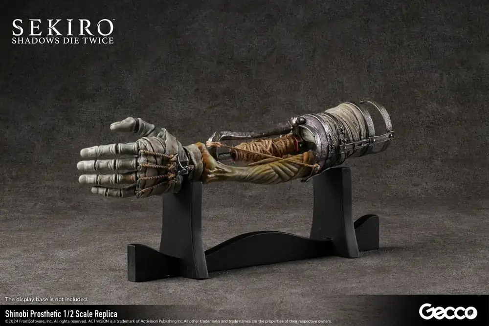 Sekiro: Shadows Die Twice Replik 1/2 Shinobi Prosthetic 32 cm termékfotó