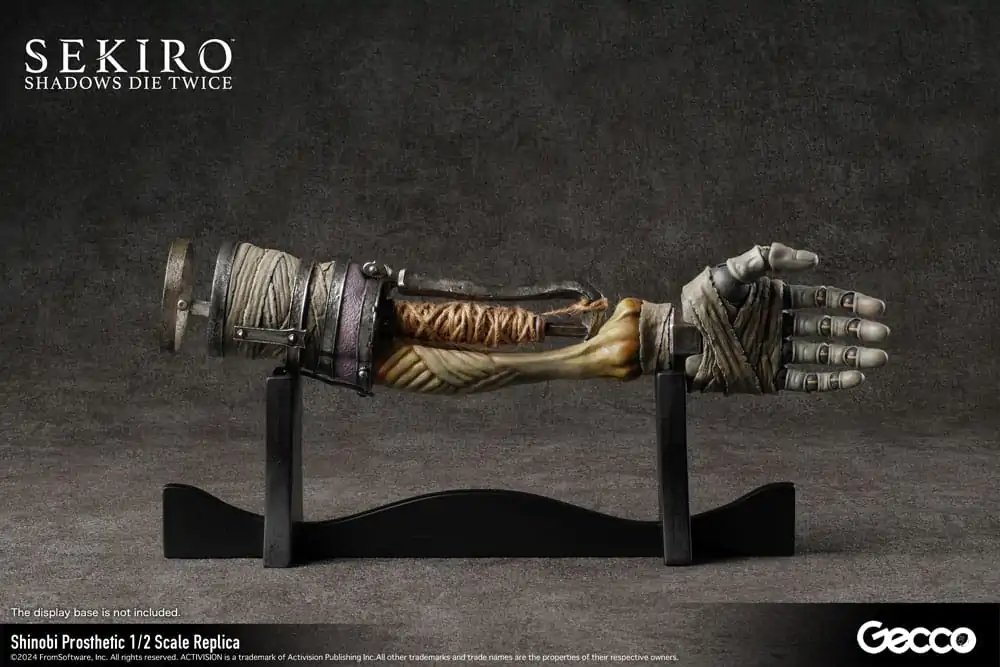 Sekiro: Shadows Die Twice Replik 1/2 Shinobi Prosthetic 32 cm termékfotó