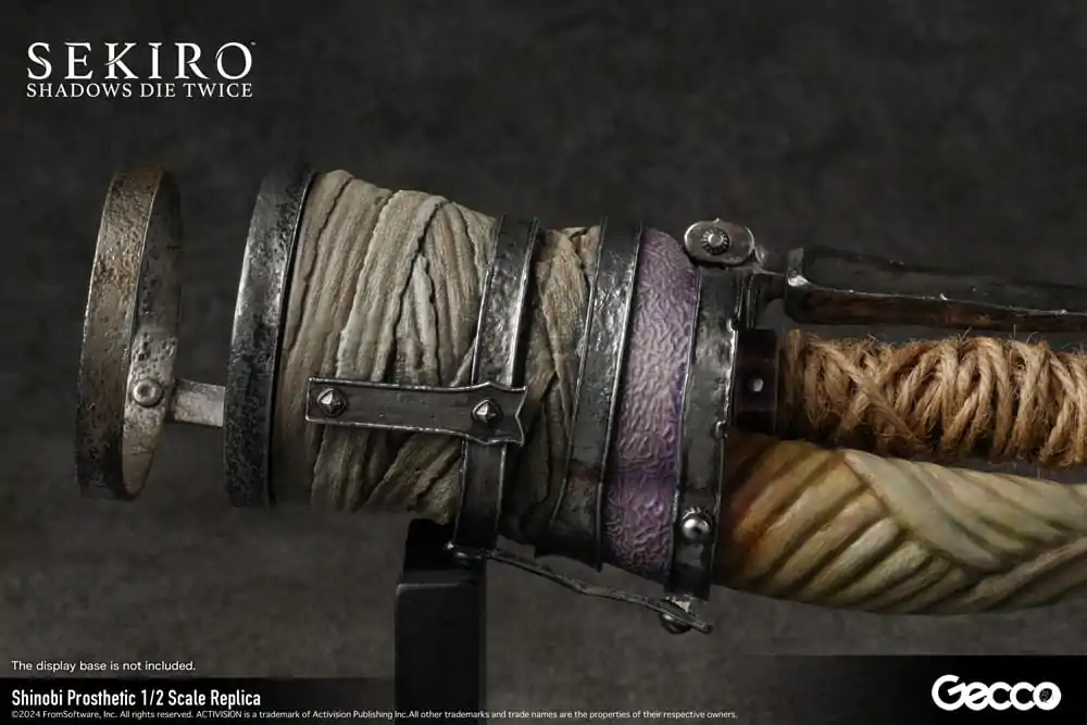 Sekiro: Shadows Die Twice Replik 1/2 Shinobi Prosthetic 32 cm termékfotó