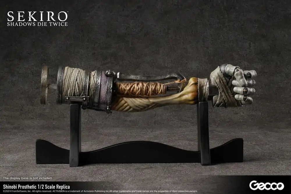 Sekiro: Shadows Die Twice Replik 1/2 Shinobi Prosthetic 32 cm termékfotó