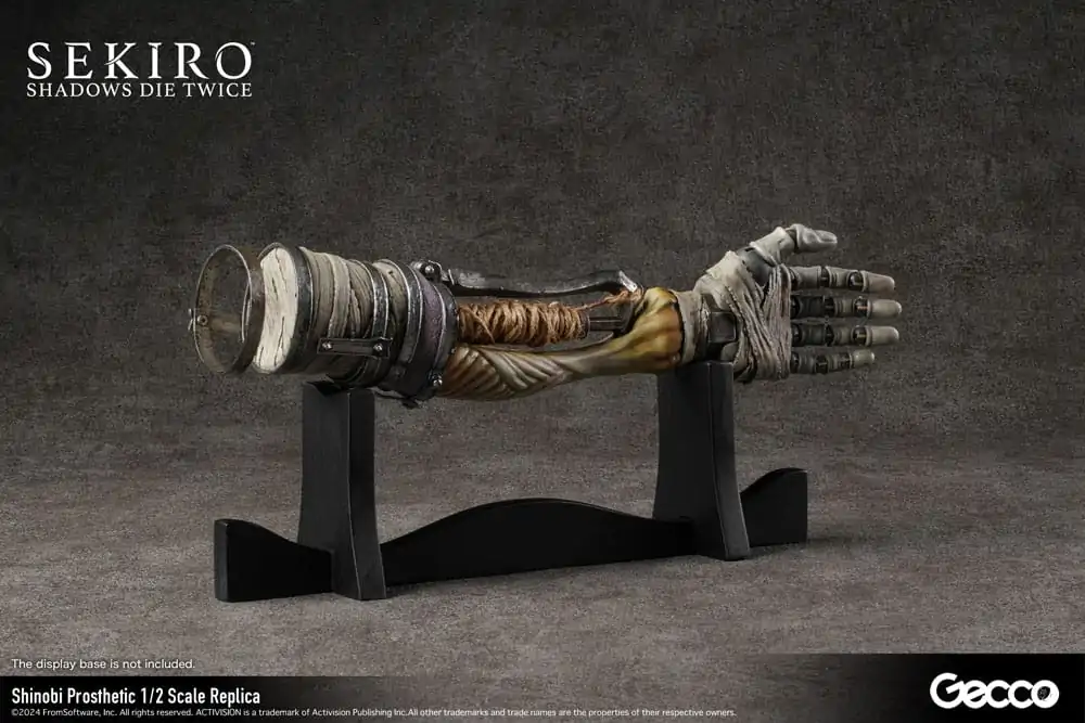 Sekiro: Shadows Die Twice Replik 1/2 Shinobi Prosthetic 32 cm termékfotó