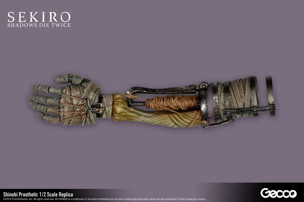 Sekiro: Shadows Die Twice Replik 1/2 Shinobi Prosthetic 32 cm termékfotó