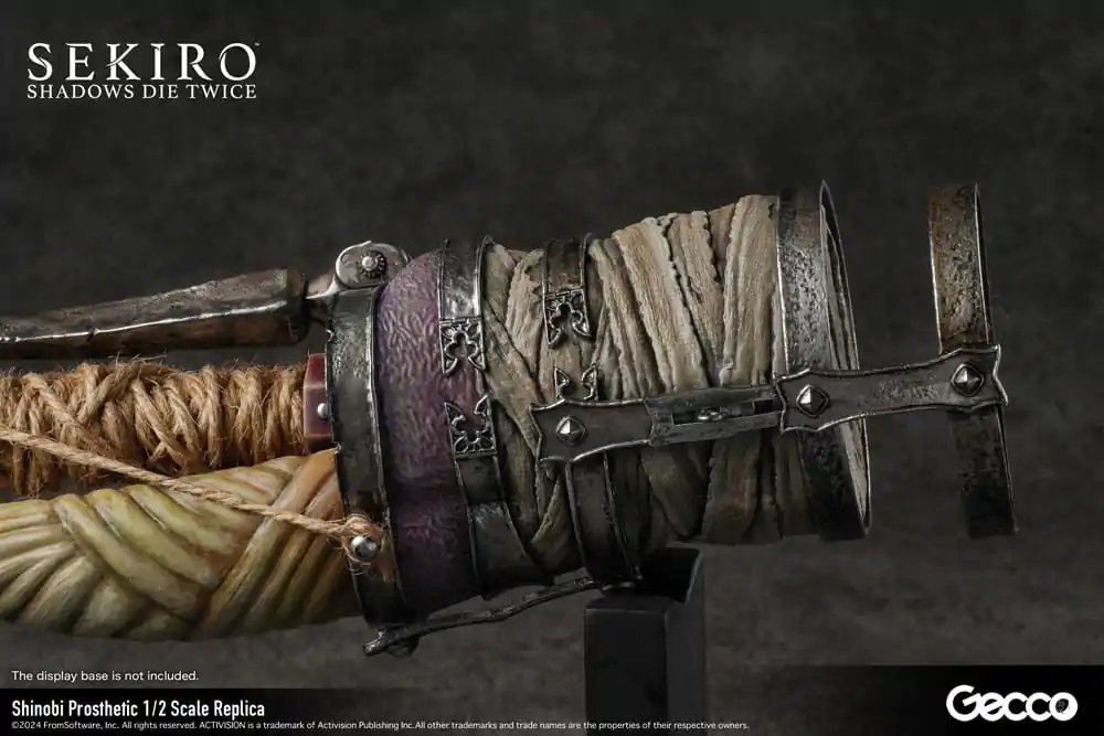 Sekiro: Shadows Die Twice Replik 1/2 Shinobi Prosthetic 32 cm termékfotó