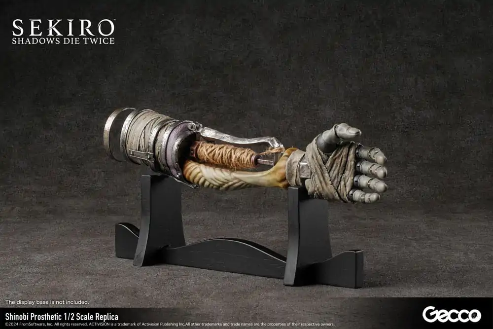 Sekiro: Shadows Die Twice Replik 1/2 Shinobi Prosthetic 32 cm termékfotó