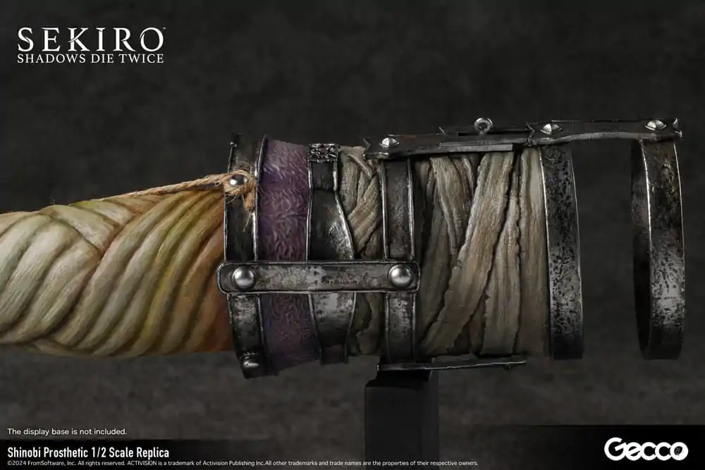 Sekiro: Shadows Die Twice Replik 1/2 Shinobi Prosthetic 32 cm termékfotó