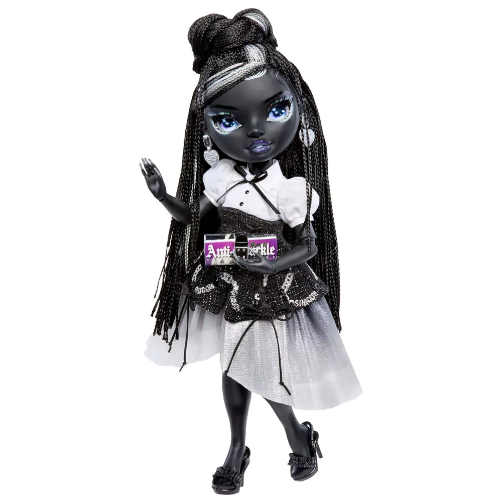 Shadow High Collector Puppe Shanelle Onyx Puppe Produktfoto