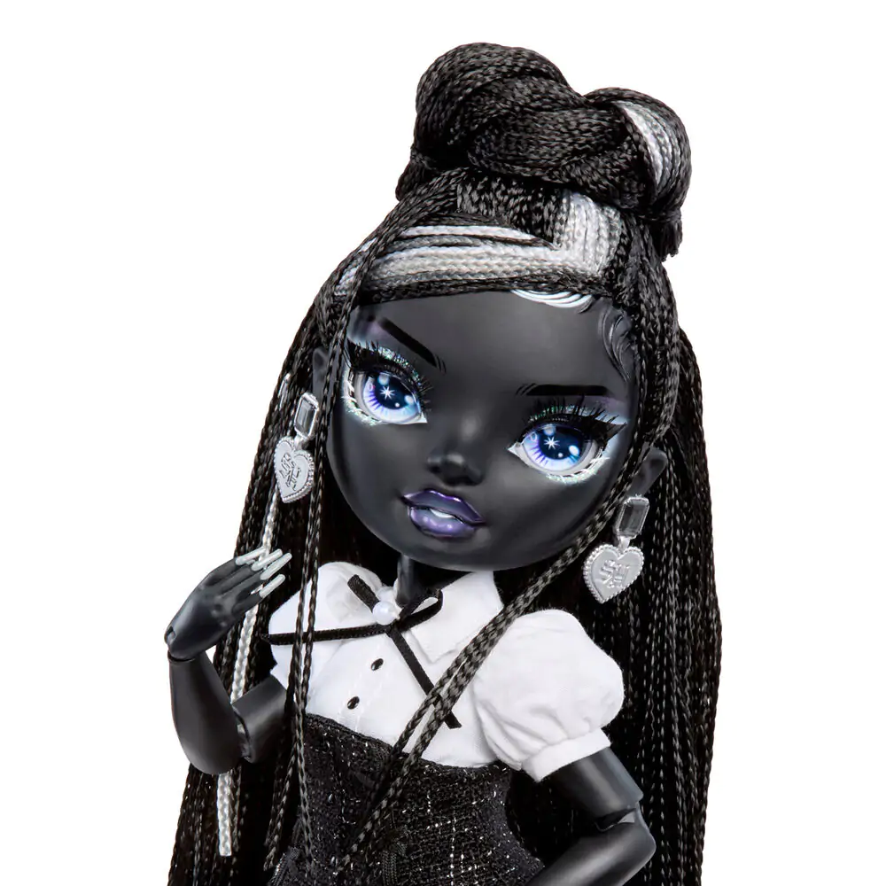 Shadow High Collector Puppe Shanelle Onyx Puppe Produktfoto
