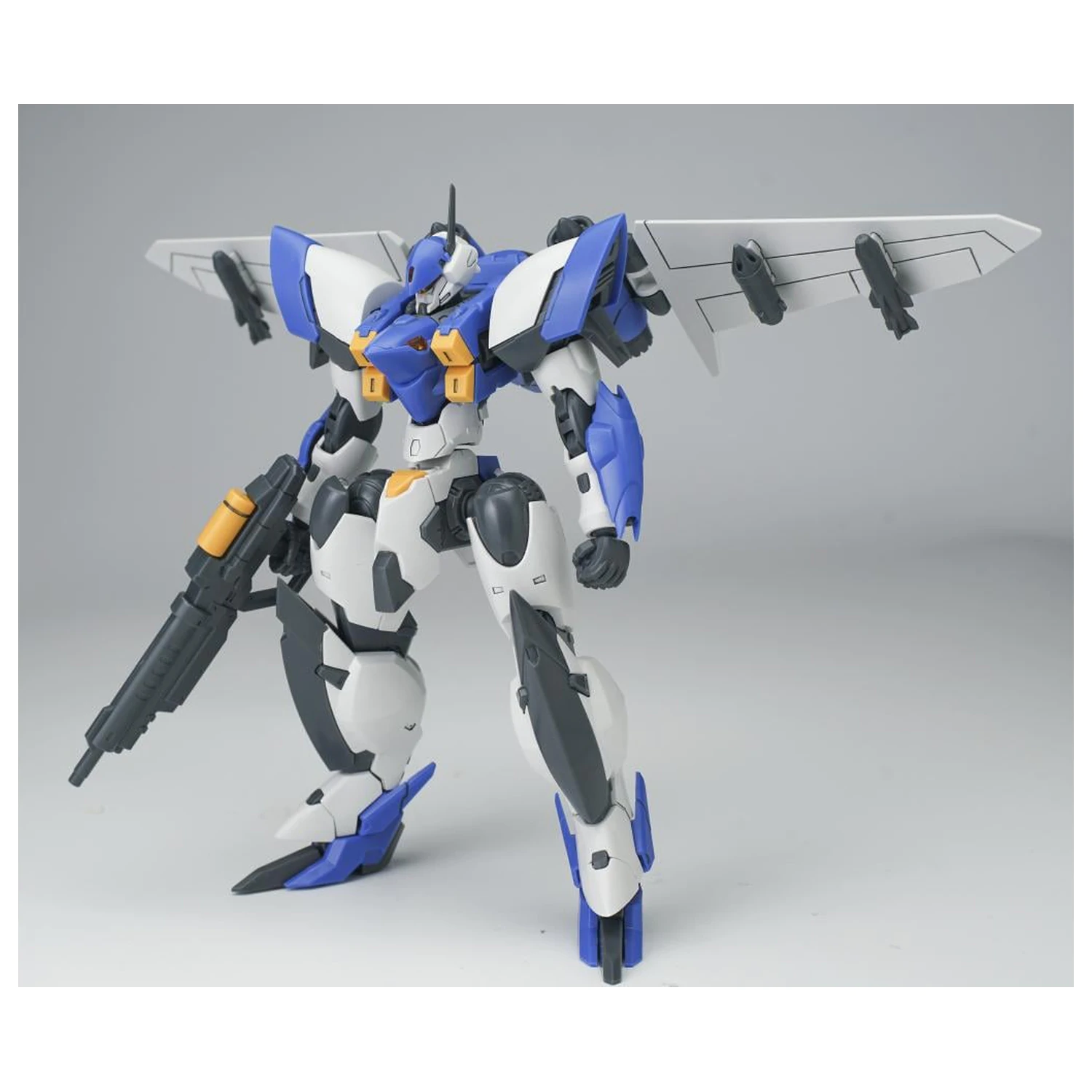 SHEIK MAINLAND Ultra Action Trooper Yun Que Blau Modellbausatz 1/144 Produktfoto