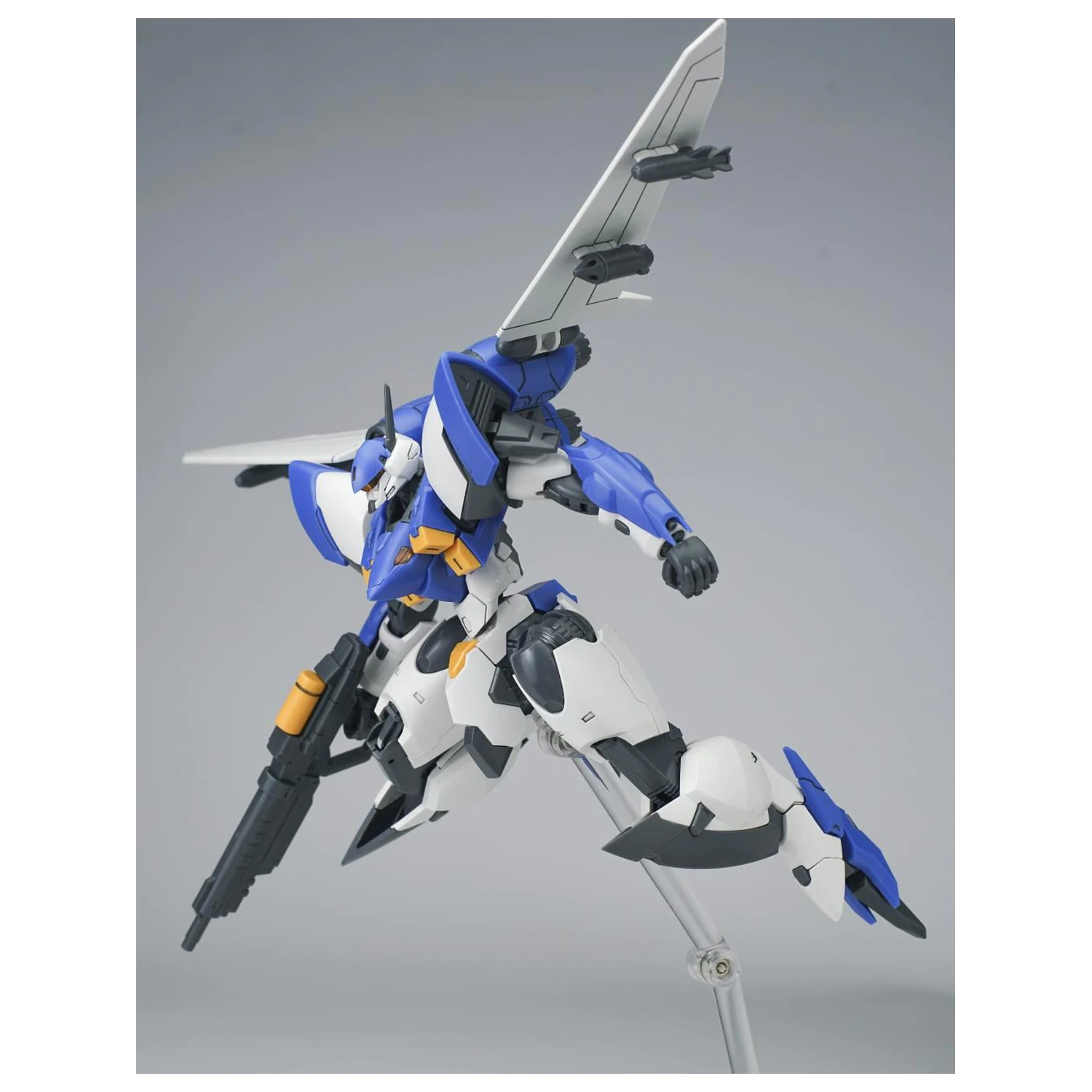 SHEIK MAINLAND Ultra Action Trooper Yun Que Blau Modellbausatz 1/144 Produktfoto