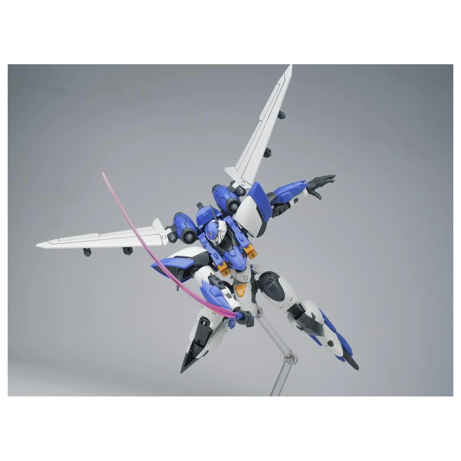 SHEIK MAINLAND Ultra Action Trooper Yun Que Blau Modellbausatz 1/144 Produktfoto