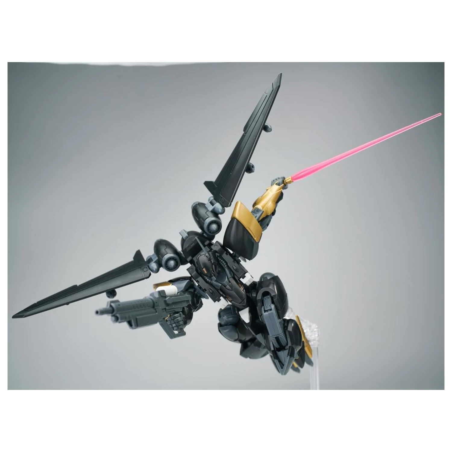 SHEIK MAINLAND Ultra Action Trooper Yun Que Silver Modellbausatz 1/144 Produktfoto