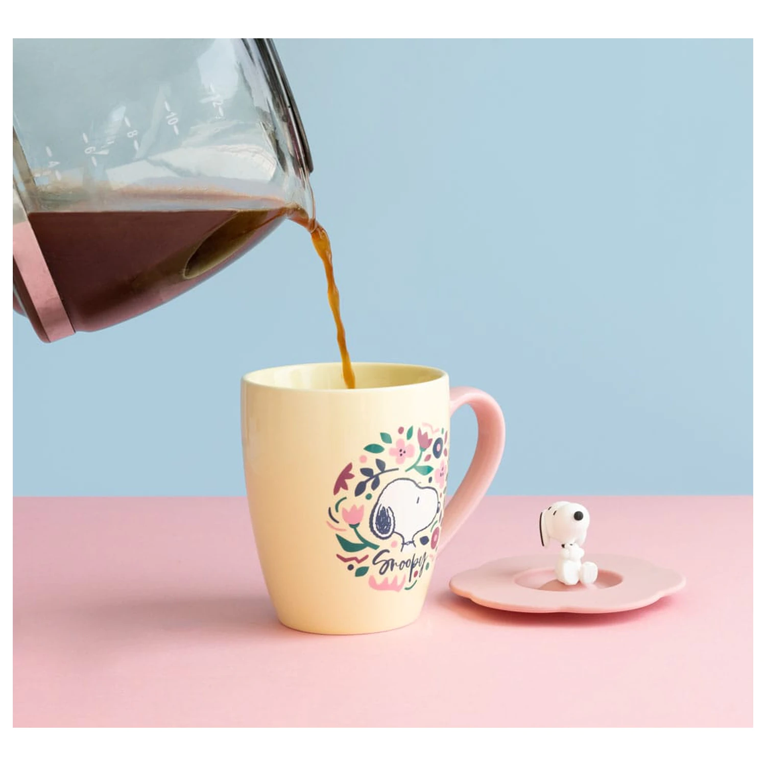 Snoopy Tasse mit Deckel Produktfoto
