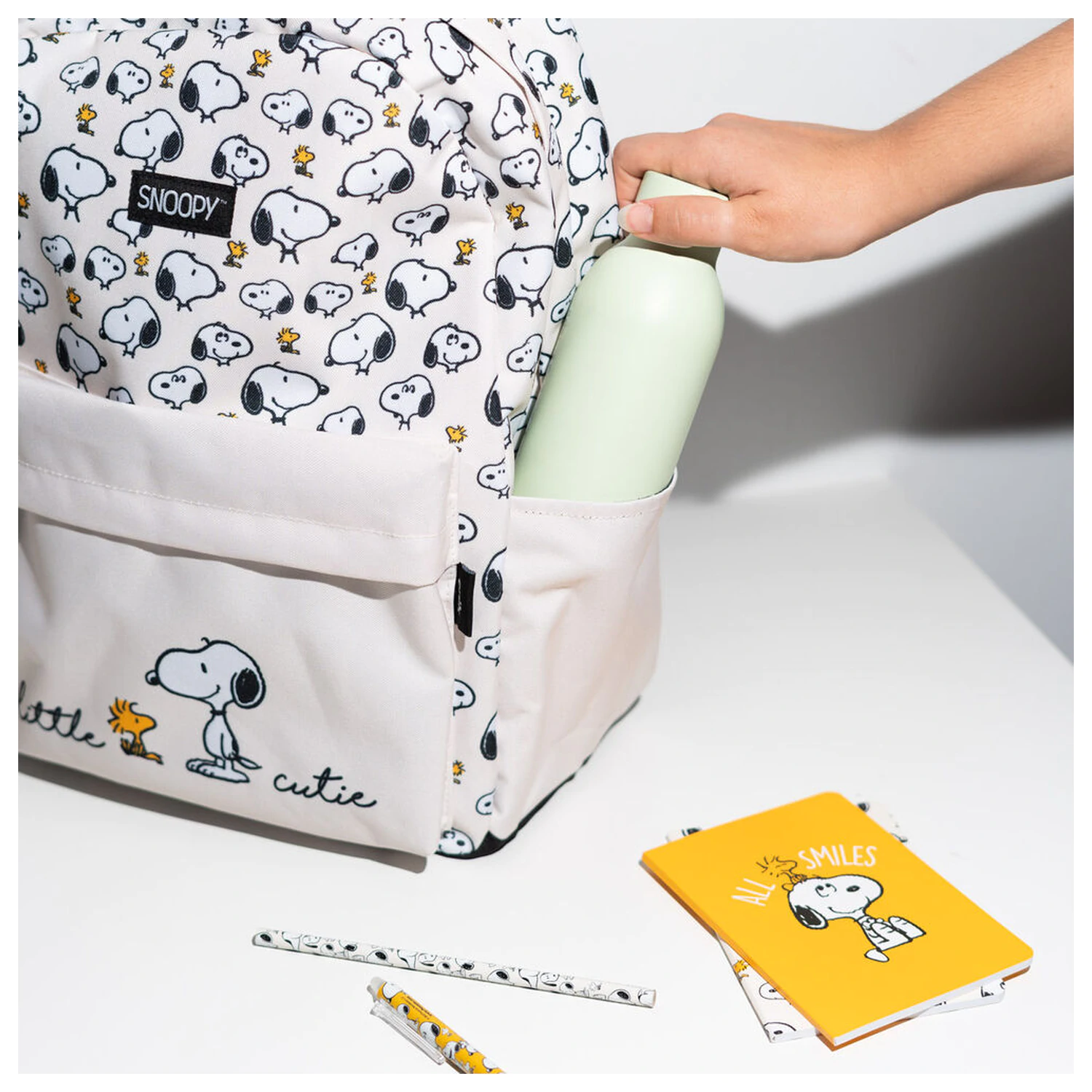 Snoopy Lazy Days Rucksack 41 cm Produktfoto