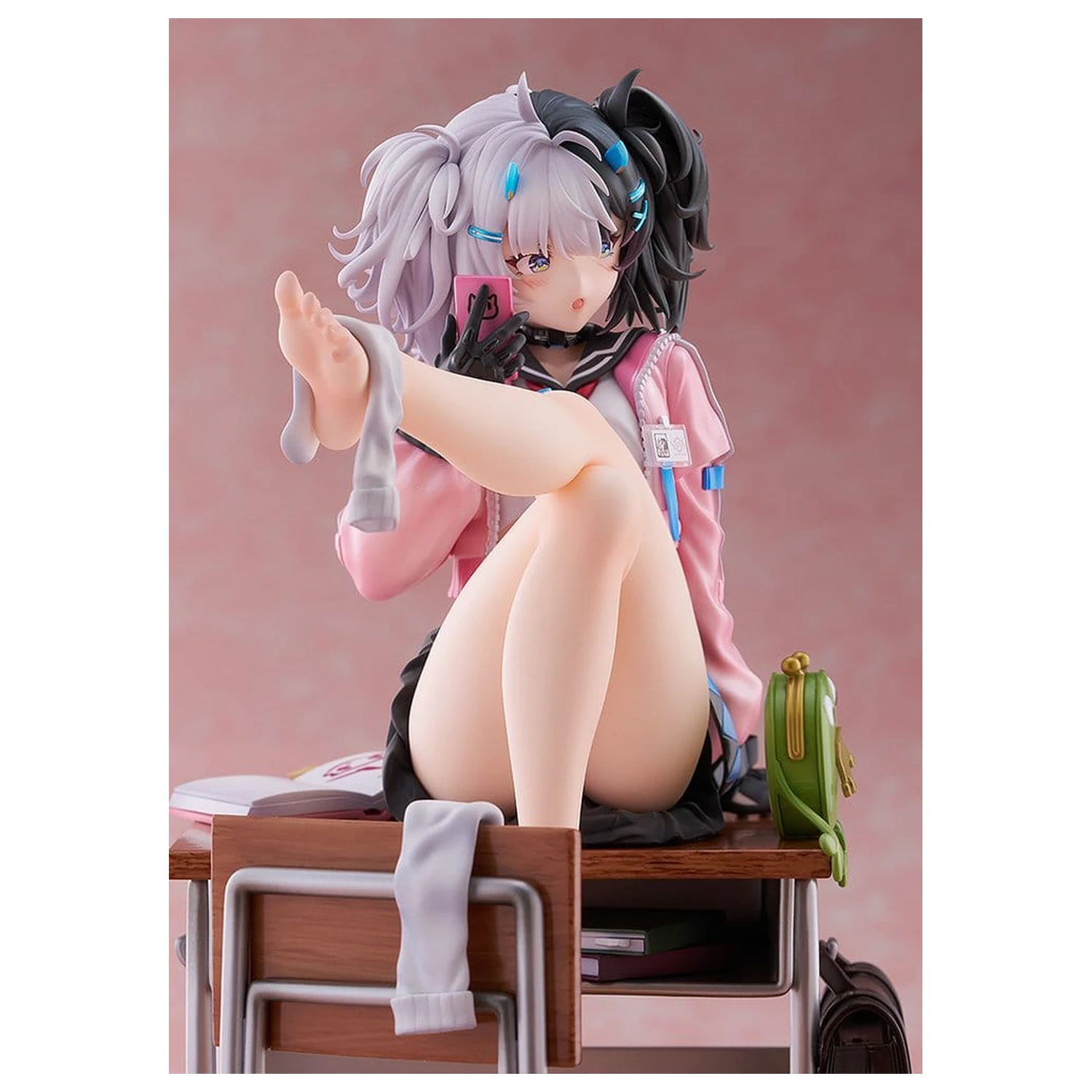 Snowbreak: Containment Zone PVC Figur 1/7 Eatchel - The Cub [Overdue Radiance] 23 cm Produktfoto