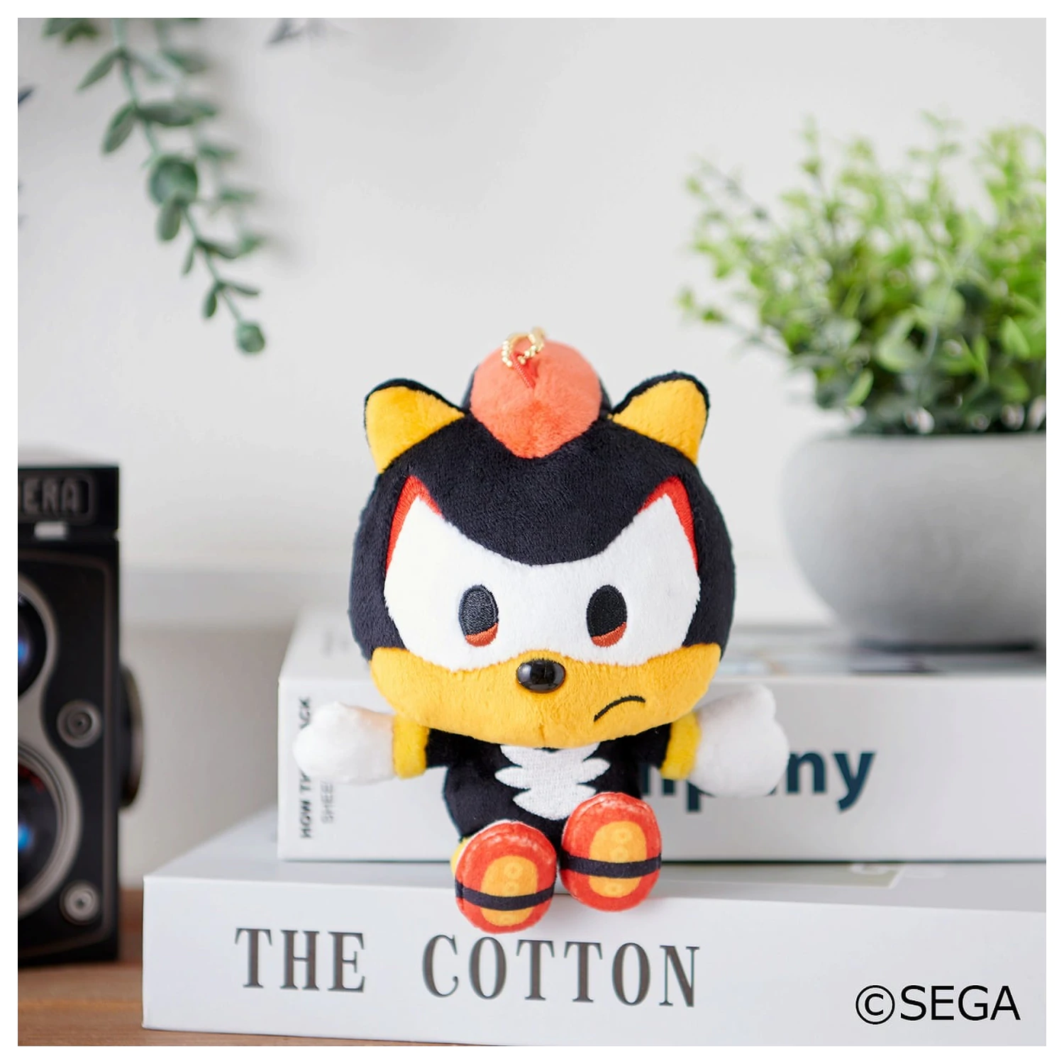 SONIC & FRIENDS Shadow Maskottchen Plüsch 16cm Produktfoto