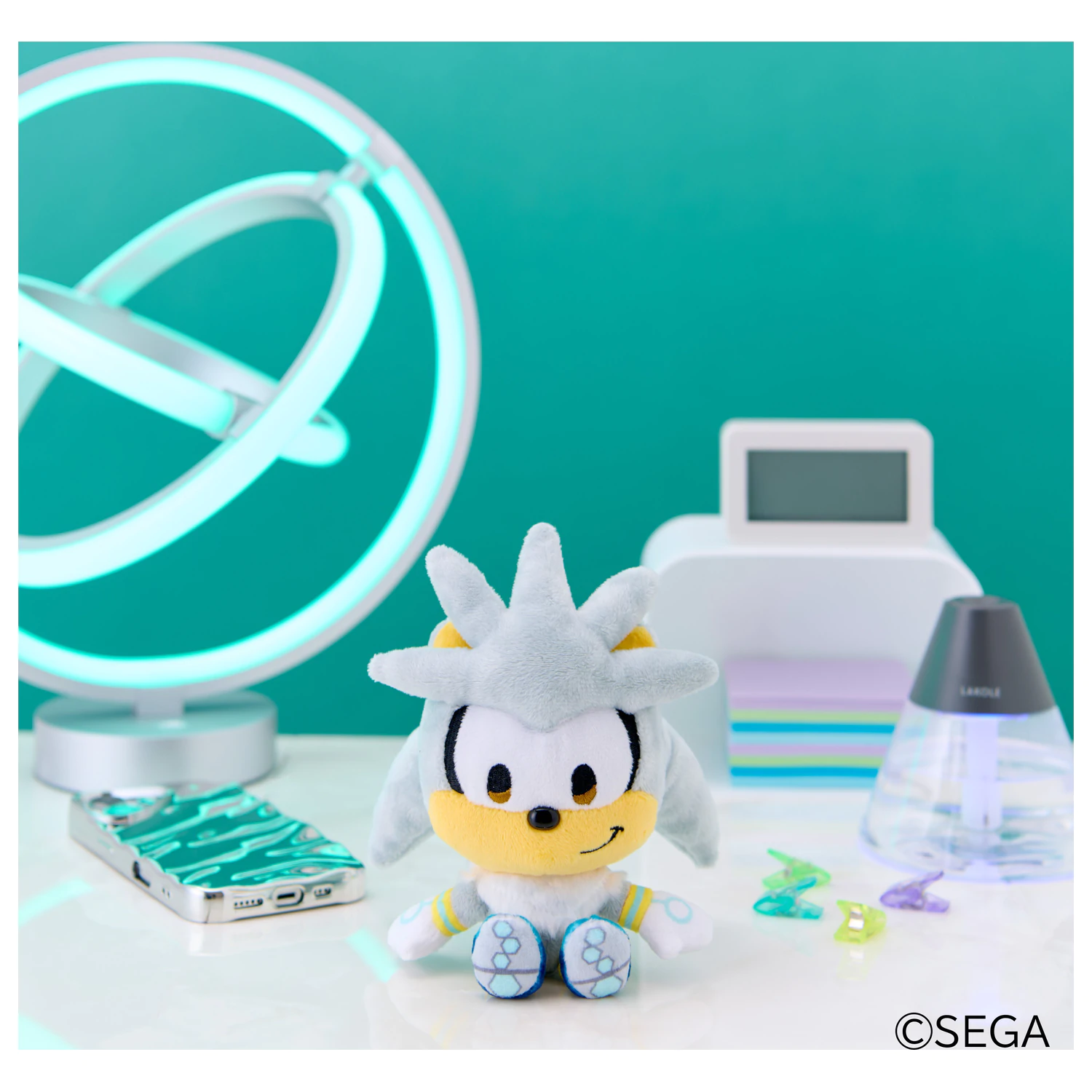 SONIC & FRIENDS Silber Maskottchen Plüsch 16cm Produktfoto