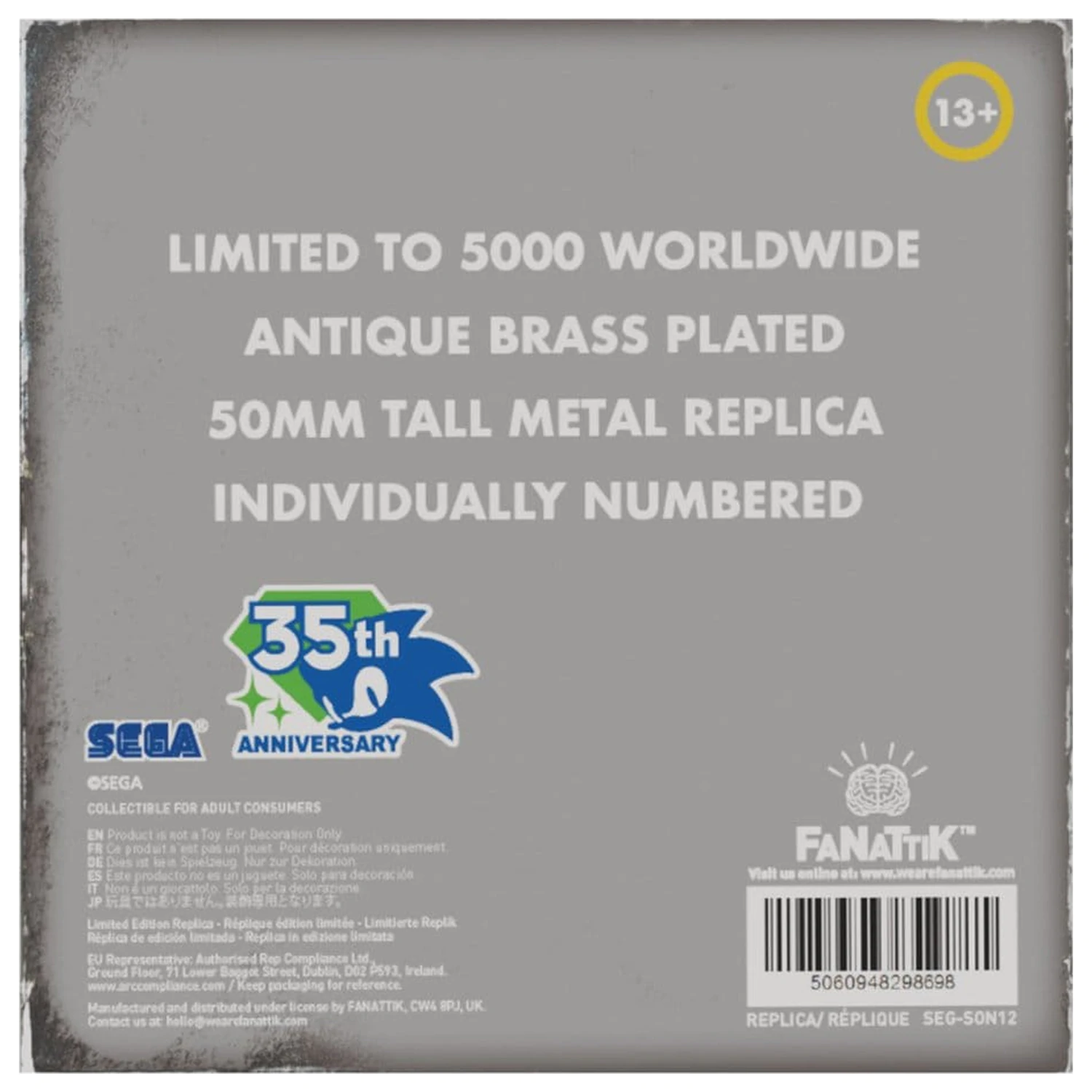 Sonic the Hedgehog Replika 35. Jahrestag Metallstiefel limitierte Auflage Produktfoto