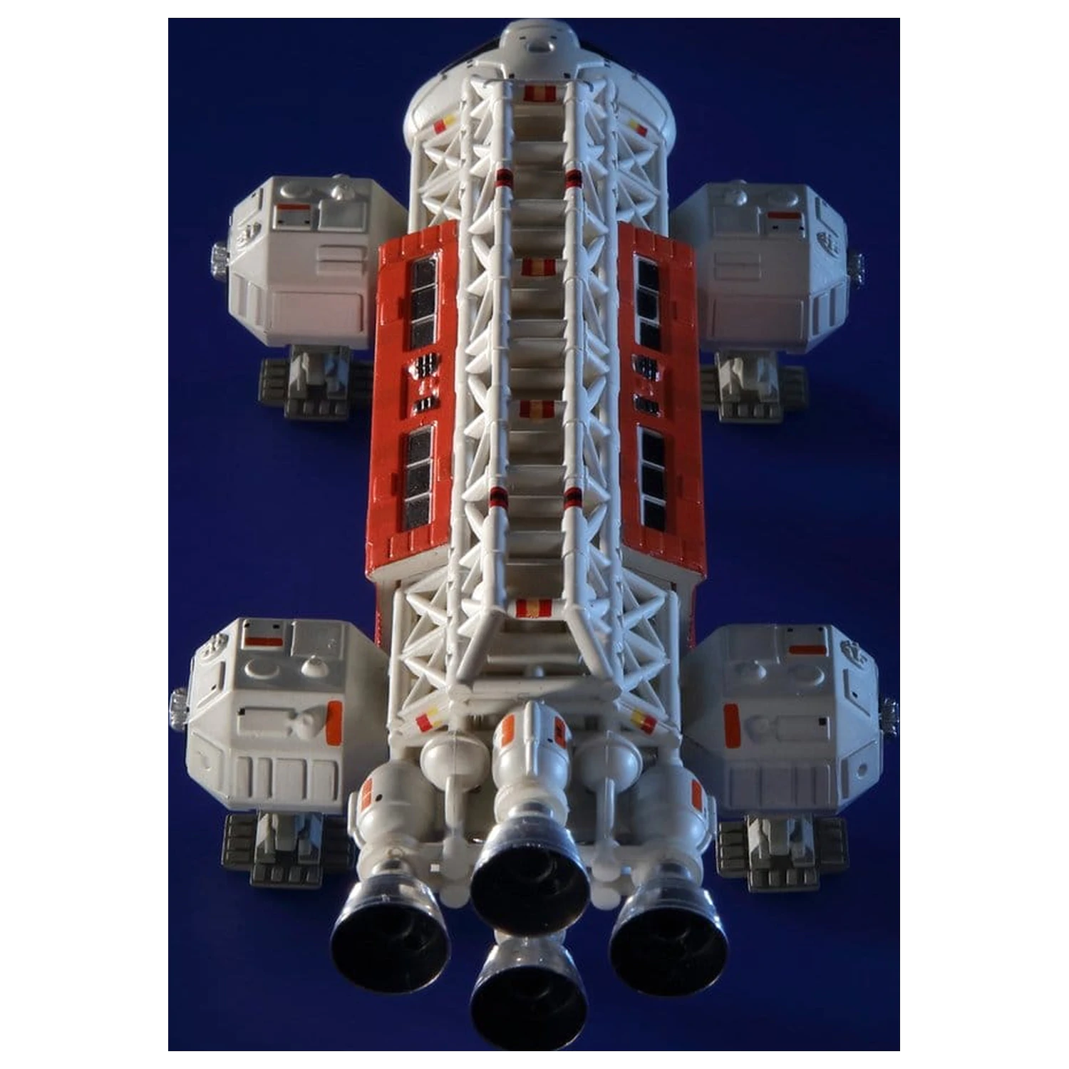 Space: 1999 Modell Deluxe VIP Eagle (ALP5) 13 cm Produktfoto
