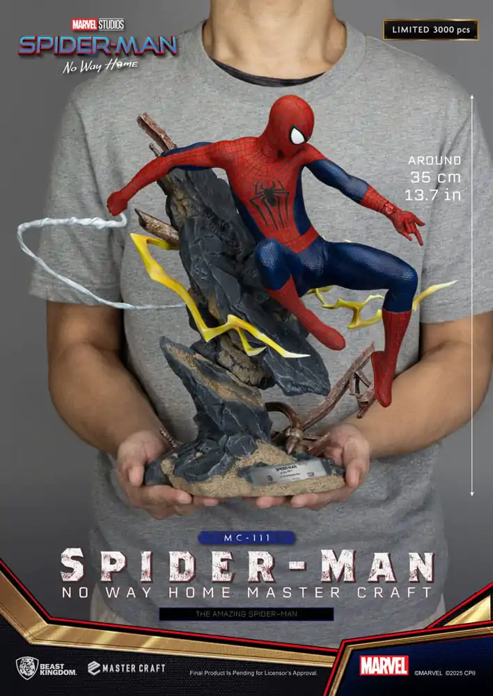 Spider-Man: No Way Home Master Craft Statue Der Amazing Spider-Man 35 cm Produktfoto