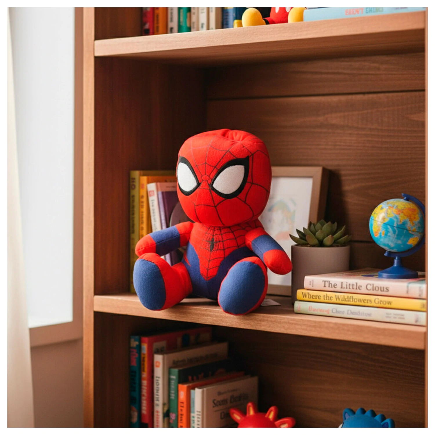 Marvel Spiderman Spardose Plüschfigur 20cm Produktfoto