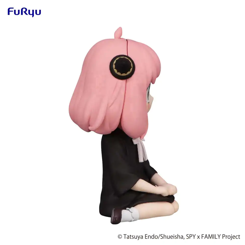 Spy × Family Noodle Stopper PVC Statue Anya Forger Sitting on the Floor 7 cm Produktfoto