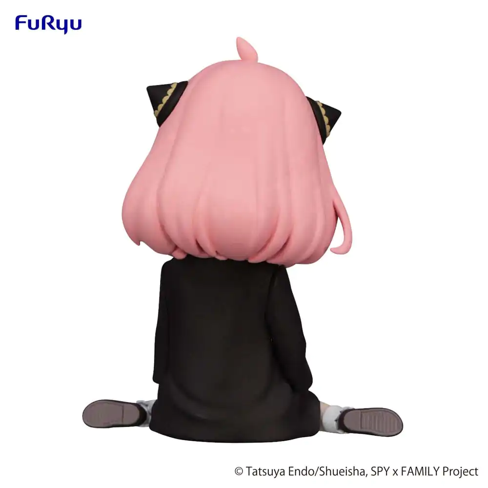 Spy × Family Noodle Stopper PVC Statue Anya Forger Sitting on the Floor 7 cm Produktfoto